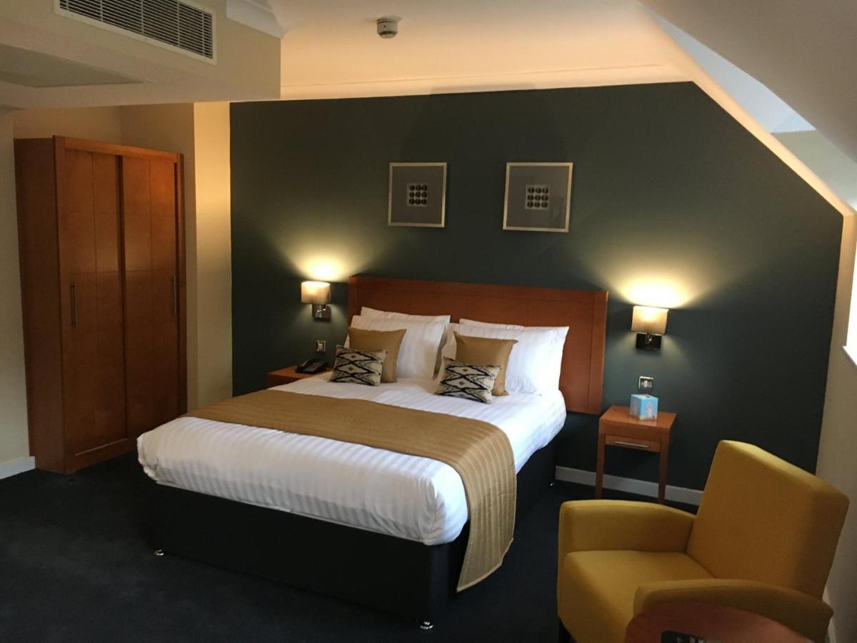 Wild Pheasant Hotel & Spa Ланголен Екстериор снимка