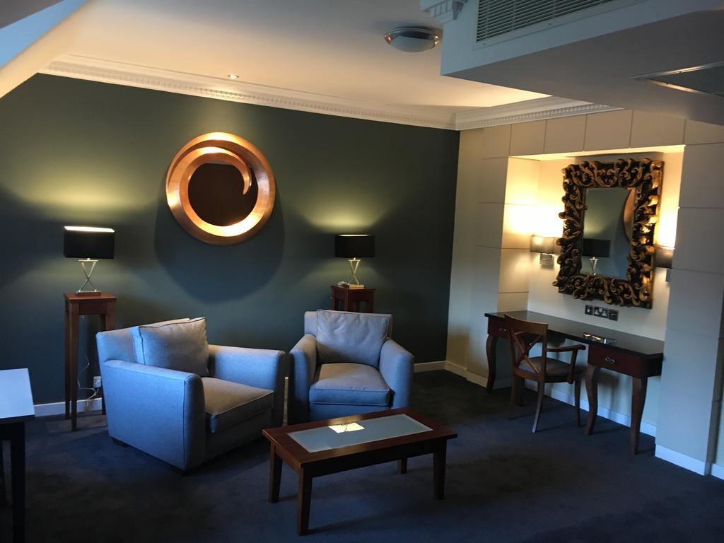 Wild Pheasant Hotel & Spa Ланголен Екстериор снимка