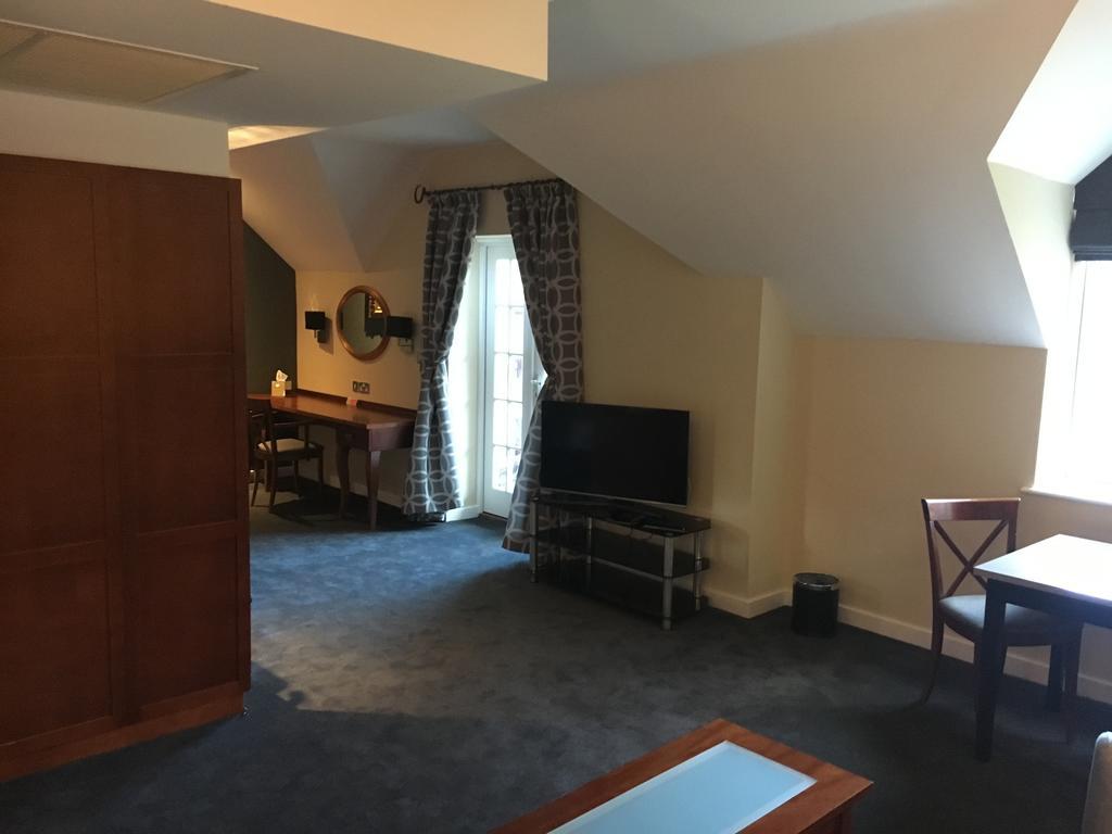 Wild Pheasant Hotel & Spa Ланголен Екстериор снимка