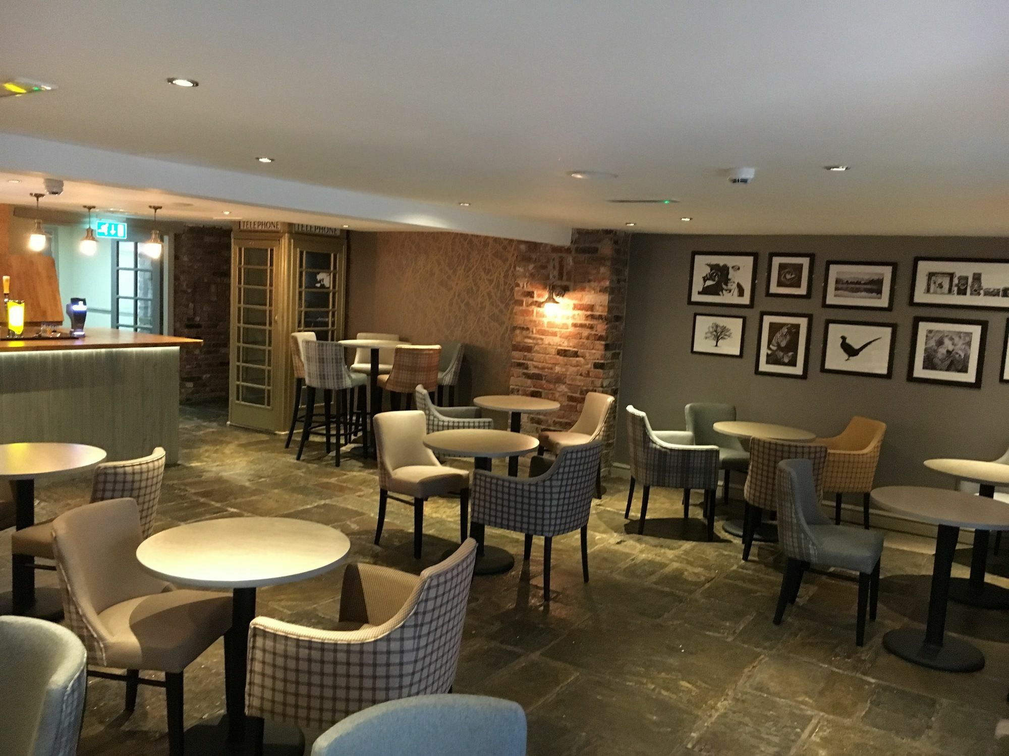 Wild Pheasant Hotel & Spa Ланголен Екстериор снимка
