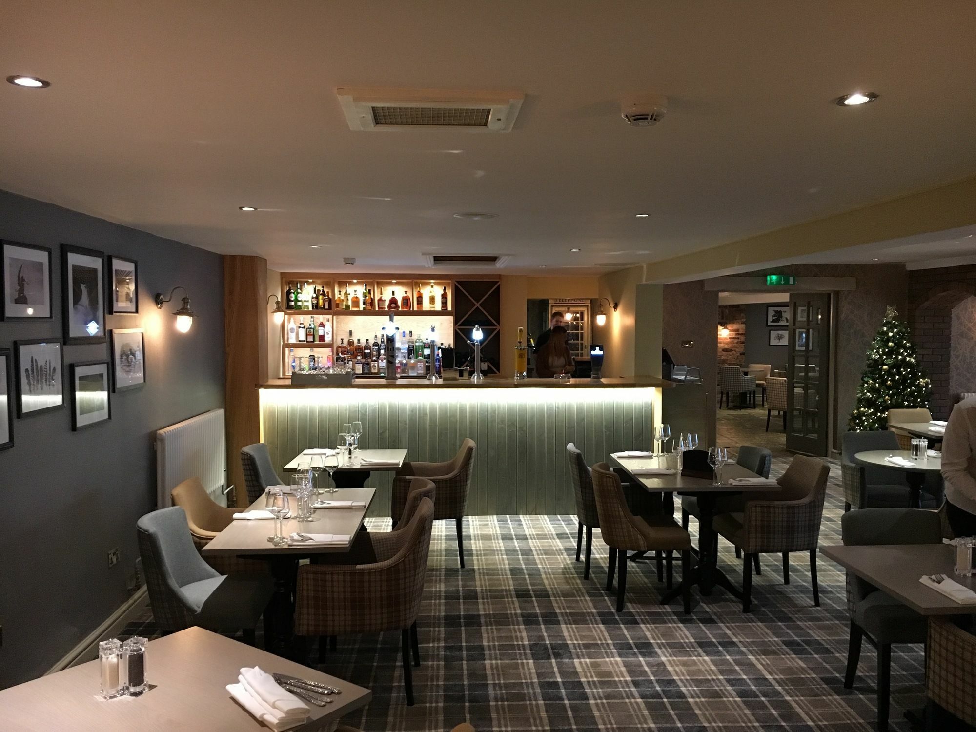 Wild Pheasant Hotel & Spa Ланголен Екстериор снимка