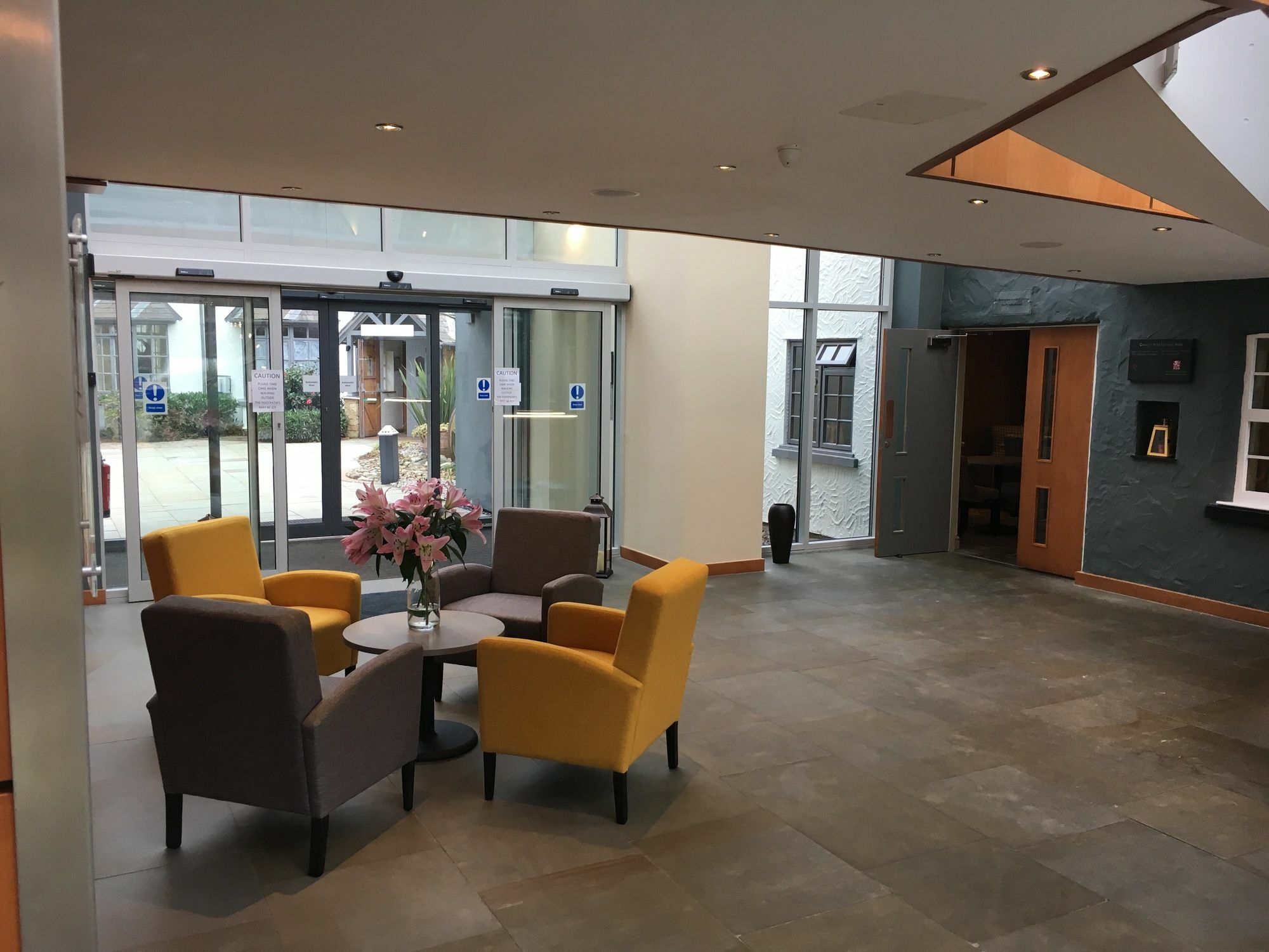 Wild Pheasant Hotel & Spa Ланголен Екстериор снимка